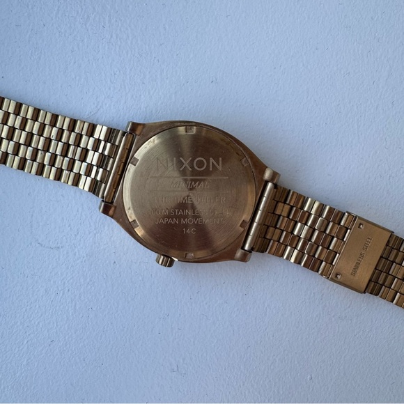 Gold Nixon The Time Teller Watch (minimal) - Picture 7 of 7